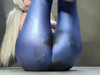 Thefartbabes – Shiny Ruined Tights Seduction screenshot 3