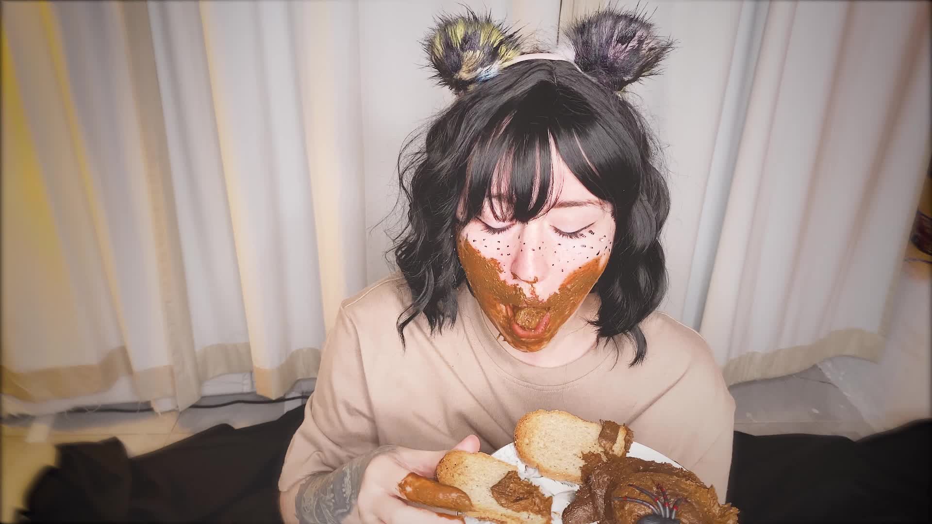 DirtyBetty – Your Shit Lemon Spider Sandwich