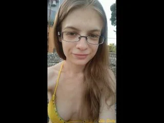 Lily Slutty – Pee Compilation screenshot 2