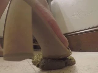 Upskirt Poop screenshot 4