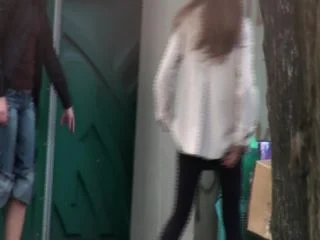 Voyeur Outdoor Voyeur Pee screenshot 1