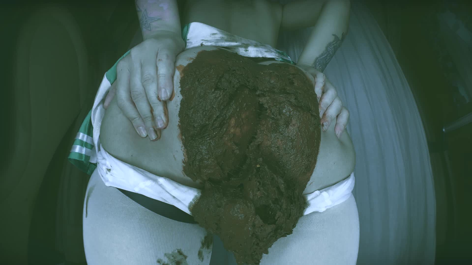 DirtyBetty – SCAT Show Presence