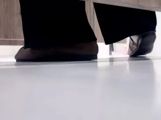 Female Streamer Riding An Electric Scooter screenshot 1