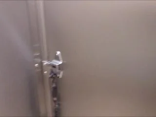 CandieCane – Walmart Bathroom Floor Pee screenshot 2