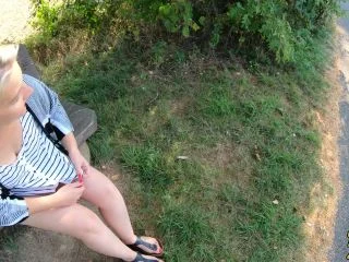 Daddys Luder – Caught Peeing Free MILF screenshot 2