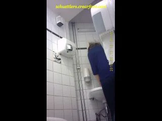 Student Restroom 63 screenshot 1