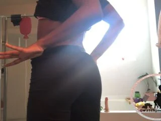 WatchMarleyPoop – Giant Marley Teases Poop On You screenshot 2