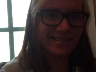 Jennymfc – Pissing Around Europe Pee screenshot 2