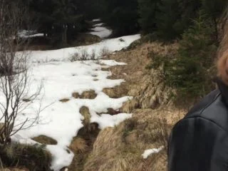 Jennymfc – Pissing Around Europe Pee screenshot 7
