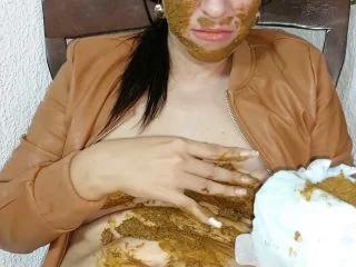 LOVE SCAT CATX – HUGE SHIT IN DIAPERS screenshot 6