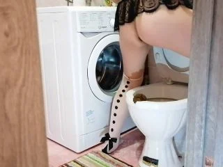 ModelNatalya94 – Toilet Slave Licks The Toilet screenshot 2