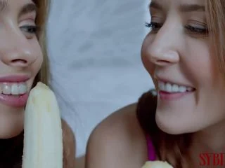 Sybil A Piss And Pussy Play With Alissa Foxy screenshot 2