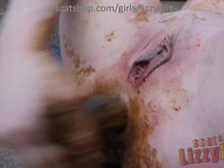 LizzyDirt – Blondies Filthy Outdoor Adventures screenshot 7