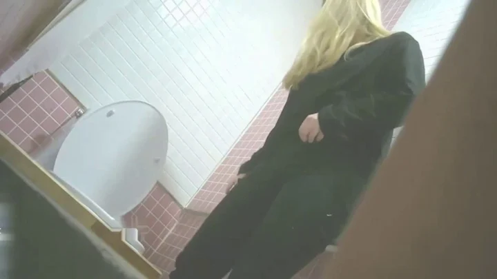 Korean Hidden Cam Bar Restrooms