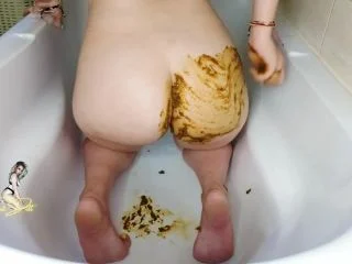 Scat Doll – Stinky Diarrhea Smearing screenshot 2