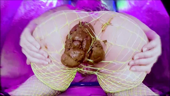 DirtyBetty – Turd Tail Or What