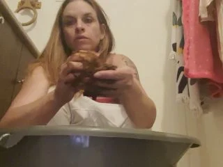 DirtyDaisy – Thick Brown Poo In My Hands screenshot 5