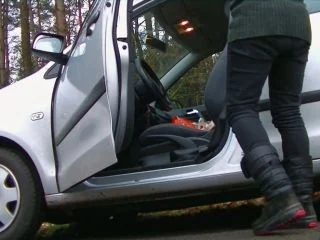MiaRoxxx – 183. The Car Breakdown screenshot 2