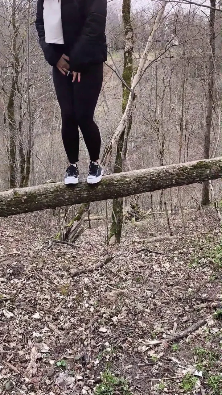 A Horny Latvian Girl Is Looking For A Place To Pee With A Big Stream Of Urine
