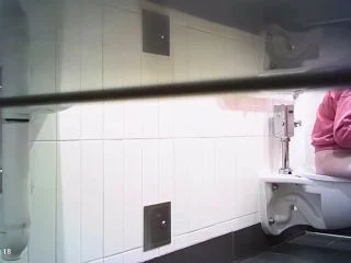 Hot Girls On Student Toilet 3 screenshot 4
