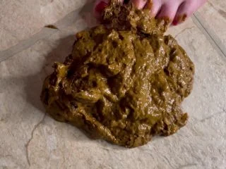 Sophia Sprinkle UNREAL 1.5 Lb Emergency Panty Poop screenshot 3