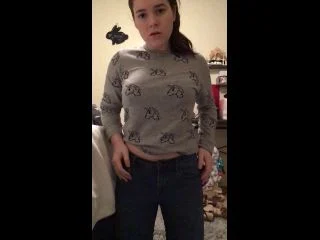 KaretCake Grounded Girl Pees Her Jeans screenshot 2