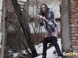 Lookout To Pee screenshot 6