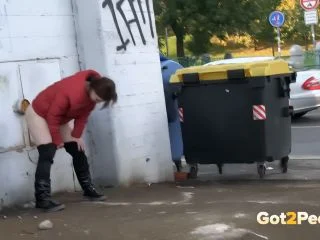 Impossible Girl screenshot 2