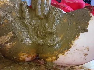 AnnaCoprofield – Period Speculum And Filled Pussy screenshot 7