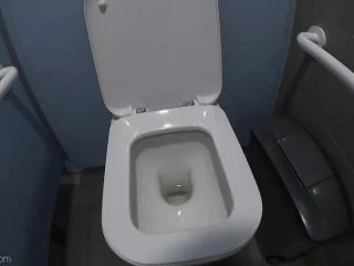 Faye Taylor – Ladies Toilet Peeing screenshot 2