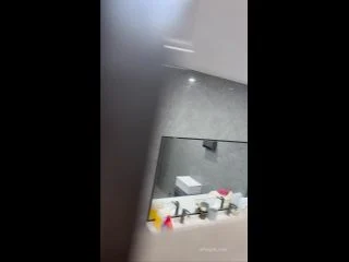 Top Tier Toilet Shots Uncovering Dancers screenshot 4
