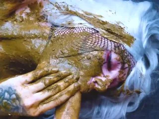 DirtyBetty – Nasty Girl – Feat Stinky Dick screenshot 5