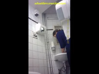 Student Restroom 88 screenshot 4