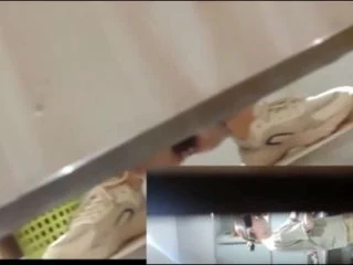 Restroom Of A Restaurant Next To A University screenshot 7