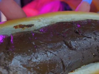 SweetBettyParlour – I Wanna Eat My BIG Turd Sandwich screenshot 1