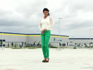 Bonus With Celine 2 screenshot 1