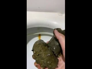 PooGirl – Week At The Dacha Piss And Shit screenshot 1