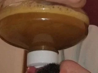 SSBBW Queen Siya – Barmaid Uses Immersion Blender For Shit And Piss screenshot 6