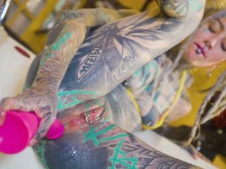 Anuskatzz – Badewanne Spiele – Anal Bis Ich Squirte screenshot 5