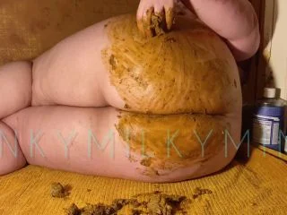 KinkyMilkyMint – Huge Ass Covered In Shit screenshot 3