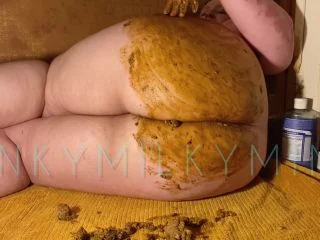 KinkyMilkyMint – Huge Ass Covered In Shit screenshot 4