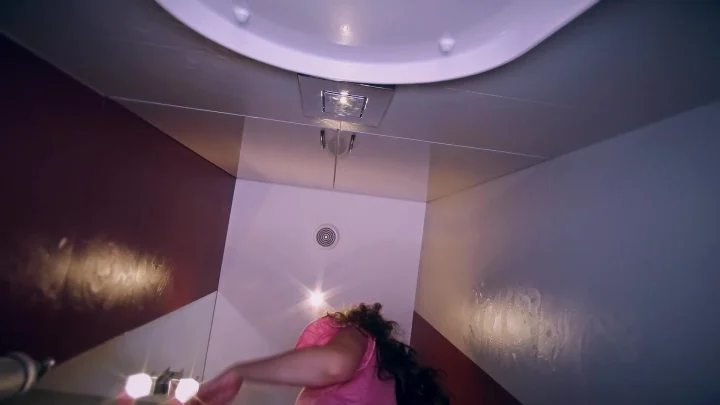 HotDirtyIvone – Youre My New Toilet