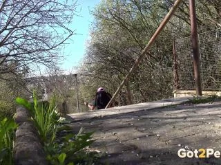 Raven Haired Dafne – Tiny Tina Relieves Her Piss Desperation screenshot 5