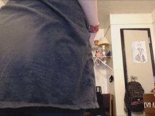 Evakokoro – Clothed Farting Compilation screenshot 7
