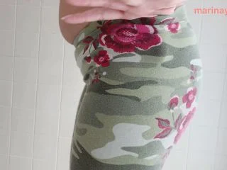 Marinayam19 – Leggings Pooping And Leggings Peeing screenshot 4