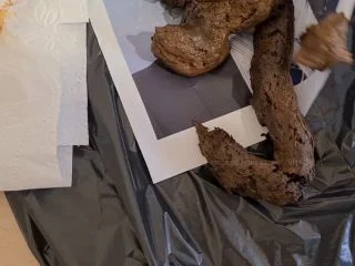 Bitter Scat – Pooping On His Face Picture screenshot 7