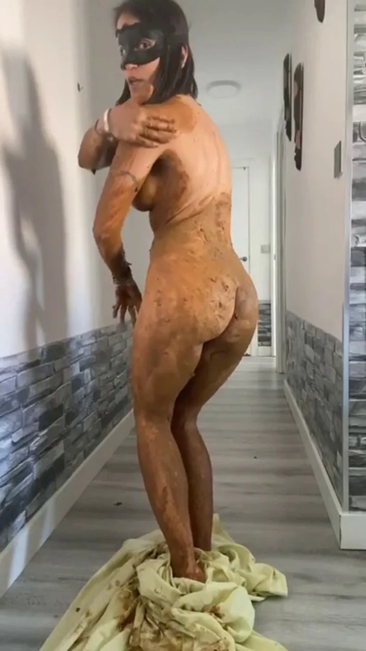 ANOOK – ANOOK DISAPPEARS IN SHIT FROM HEAD TO TOE