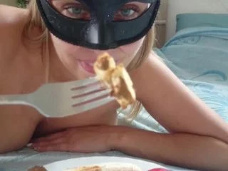 Brown Wife – I Eat A Banana Shit screenshot 4