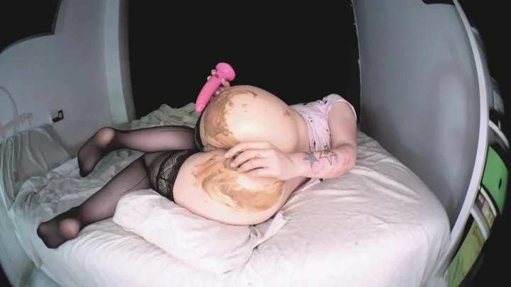 DirtyBetty – AI Quadcopter Filmed A Pooping Ass