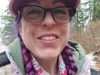 Nerdyfaery – Shares Her Pee With You screenshot 1
